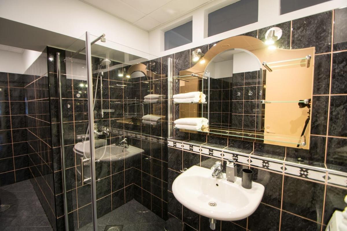 Tallinn City Apartments Luxury 4 Bedroom With Terrace And Sauna المظهر الخارجي الصورة