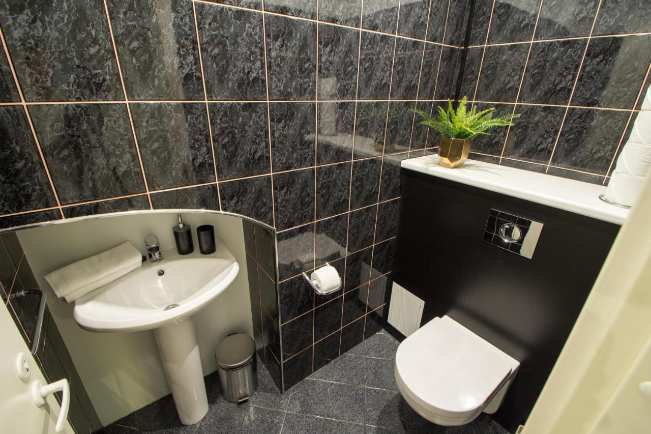Tallinn City Apartments Luxury 4 Bedroom With Terrace And Sauna المظهر الخارجي الصورة